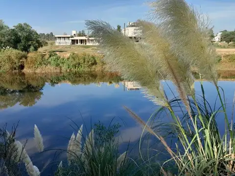 Terreno en Venta en Oliveros, Iriondo