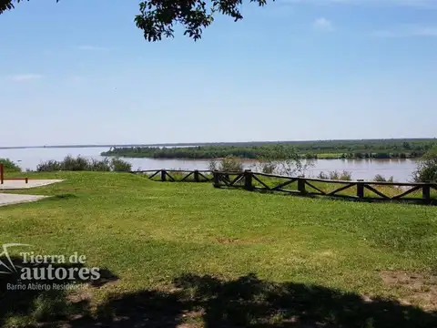 Terreno en Venta en Pueblo Esther, Rosario
