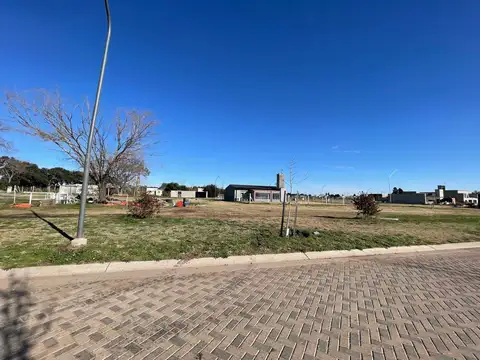 Terreno en Venta en Pueblo Esther, Rosario
