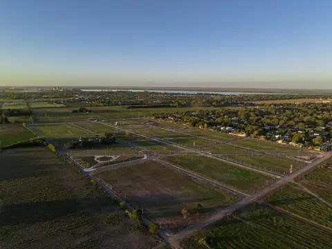 Terreno en Venta en Pueblo Esther, Rosario