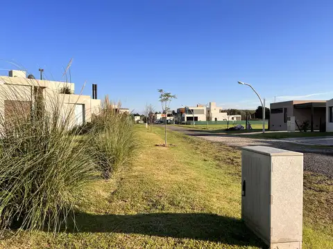 Terreno en Venta en Pueblo Esther, Rosario