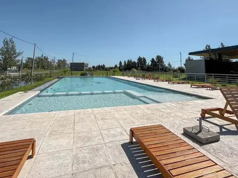 Terreno en Venta en Lagos De Piñero, Countries y Barrios Cerrados en Piñero