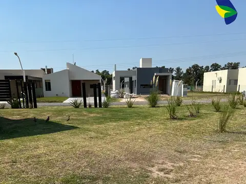 Terreno en Venta en Pueblo Esther, Rosario