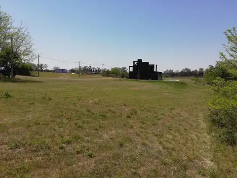 Terreno en Venta en Oliveros, Iriondo