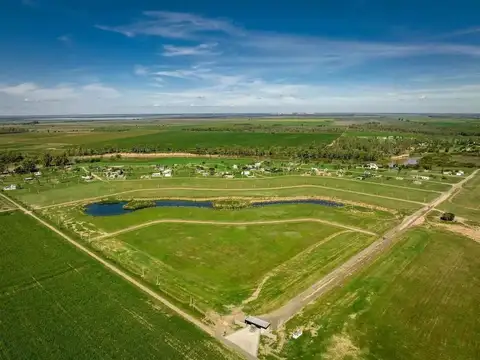 Terreno en Venta en Oliveros, Iriondo