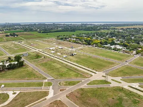 Terreno en Venta en Pueblo Esther, Rosario