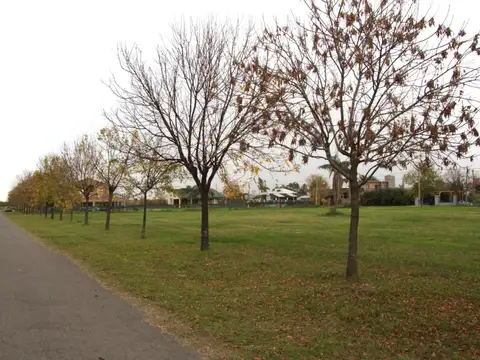Terreno en Venta en Punta Chacra, Roldan