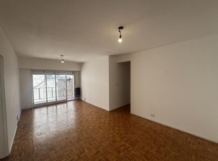 Departamento · 80m² · 4 Ambientes · 1 Cochera