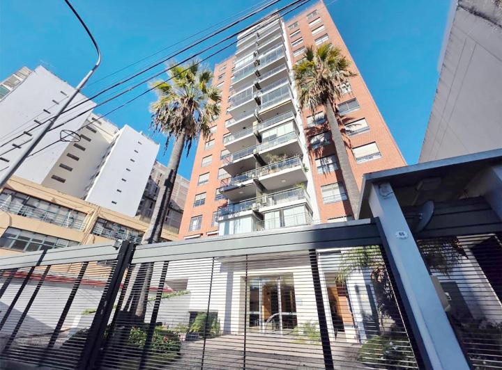 Departamento · 150m² · 5 Ambientes · 1 Cochera