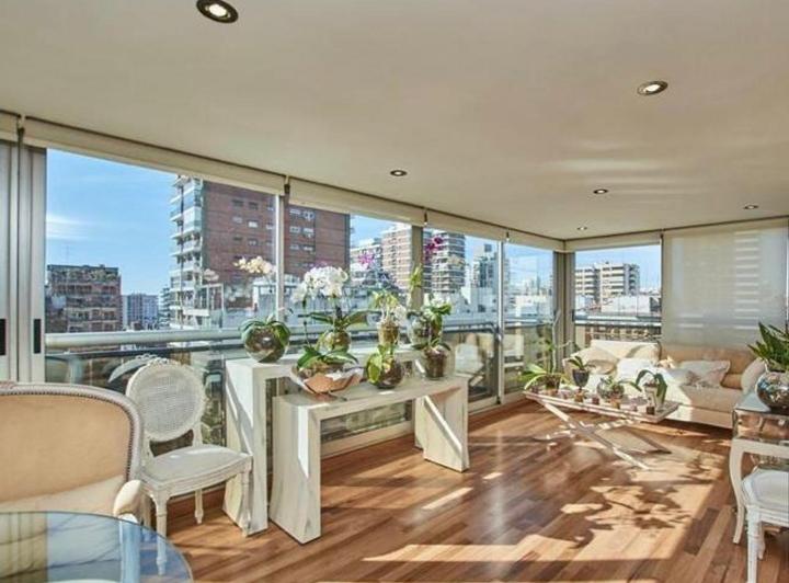 Departamento · 210m² · 5 Ambientes · 3 Cocheras