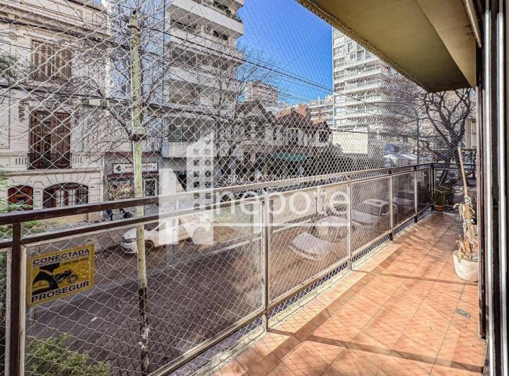 Departamento · 137m² · 6 Ambientes · 1 Cochera