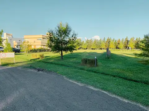 Terreno en Venta en Puerto Roldan, Countries y Barrios Cerrados en Roldan
