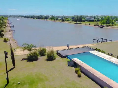 Terreno en Venta en Roldan, San Lorenzo