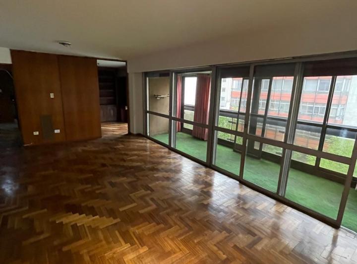 Departamento · 215m² · 5 Ambientes · 2 Cocheras