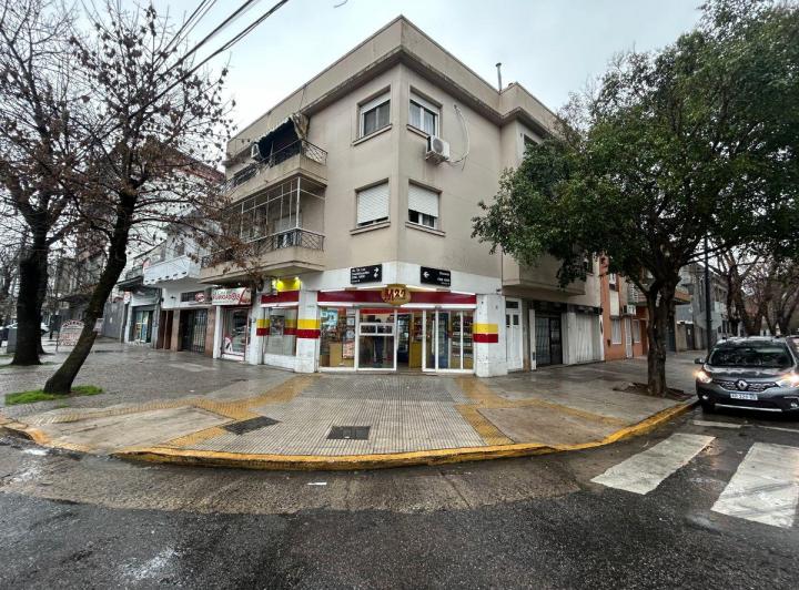 Departamento · 80m² · 4 Ambientes