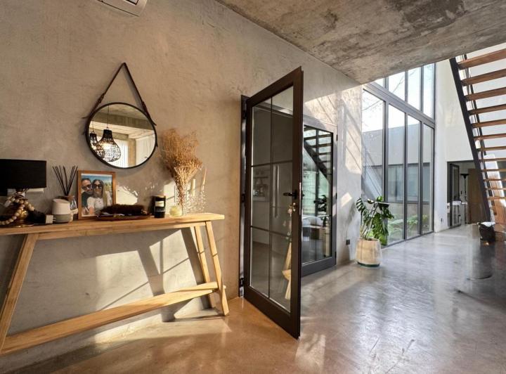 Casa · 262m² · 7 Ambientes · 2 Cocheras