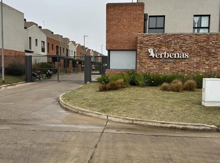 Casa · 122m² · 5 Ambientes