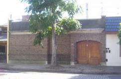 Casa · 170m² · 4 Ambientes · 1 Cochera