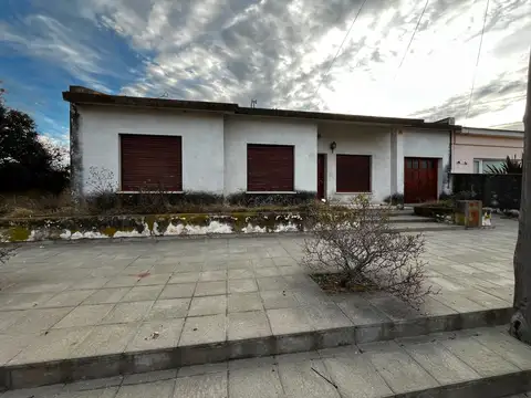 Casa en Venta en Miguel Riglos, Atreucó