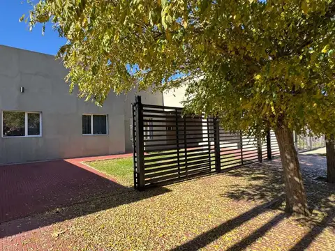 Casa en Venta en Plottier, Confluencia