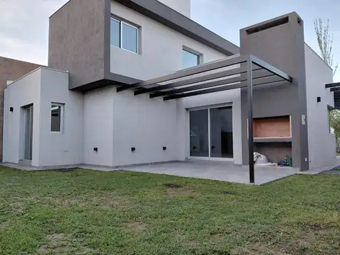 Casa en Venta en Maipú, Mendoza