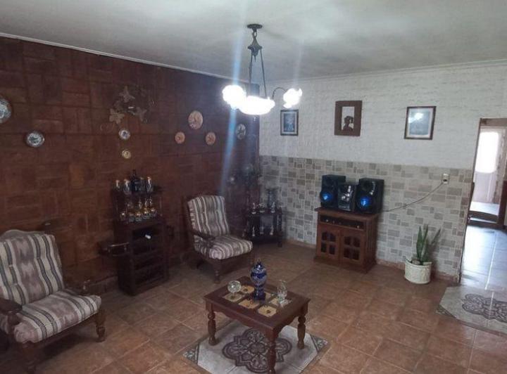 Casa · 88m² · 5 Ambientes · 1 Cochera