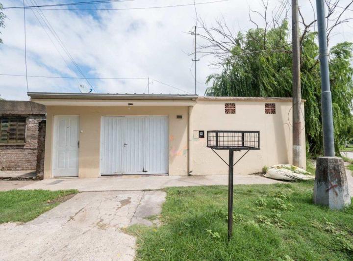 Casa · 110m² · 4 Ambientes · 1 Cochera