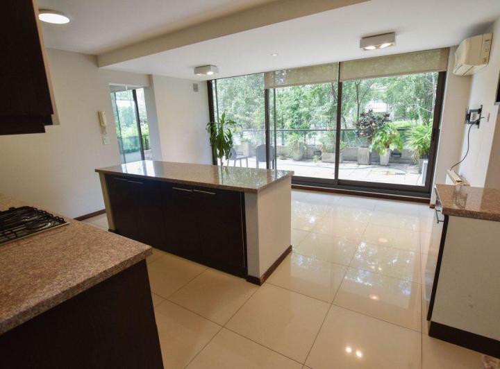 Departamento · 105m² · 5 Ambientes · 1 Cochera