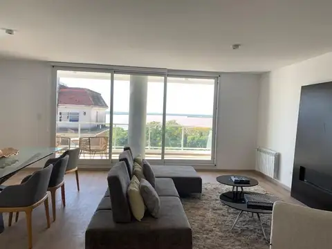 Departamento en Venta en Martín, Rosario