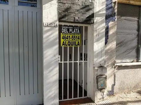 Casa en Alquiler en Mataderos, Capital Federal