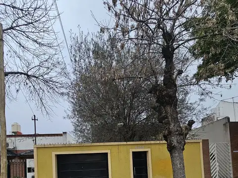 Casa en Alquiler en Monte Castro, CABA