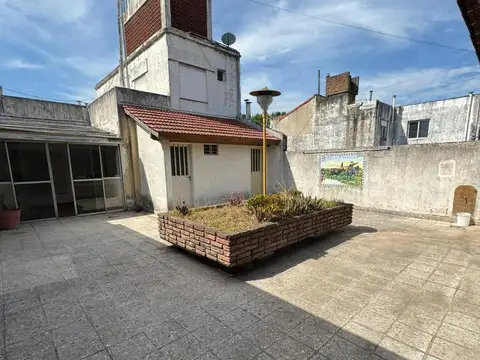 Casa en Alquiler en Mataderos, Capital Federal