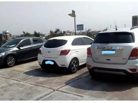 Cochera en Venta en Liniers, CABA