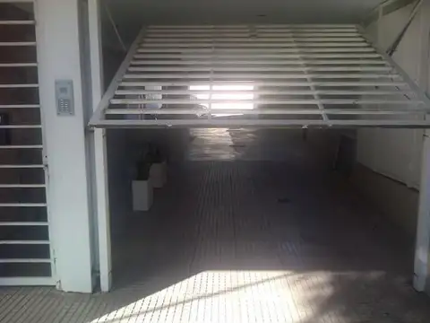 Cochera en Venta en Floresta, Capital Federal