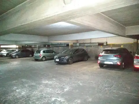Cochera en Venta en Almagro, Capital Federal