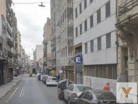 Cochera en Venta en Monserrat, Capital Federal