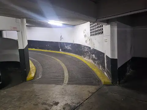Cochera en Venta en Almagro, Capital Federal