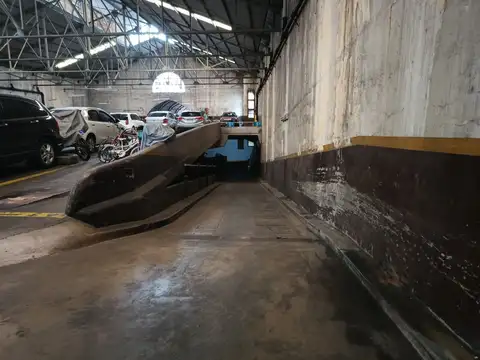 Cochera en Venta en Almagro, CABA