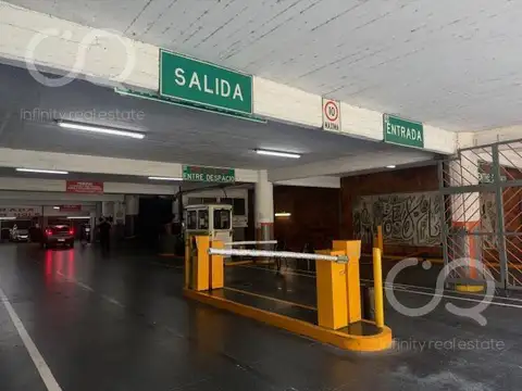 Cochera en Venta en Monserrat, Capital Federal