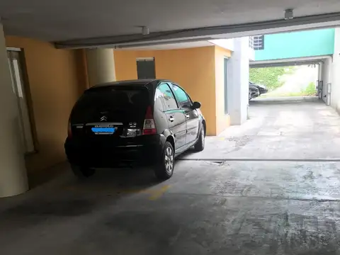 Cochera en Venta en Villa Urquiza, Capital Federal