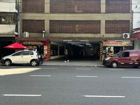 Cochera en Venta en Almagro, Capital Federal