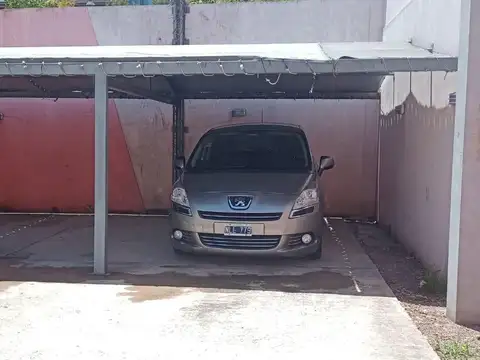 Cochera en Venta en Flores, CABA
