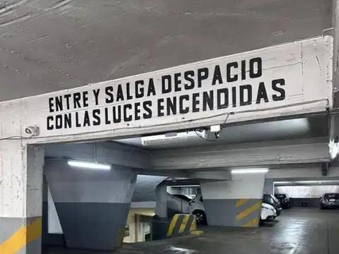 Cochera en Venta en Recoleta, Capital Federal