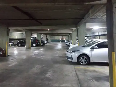 Cochera en Venta en Plaza San Martín, Barrio Norte