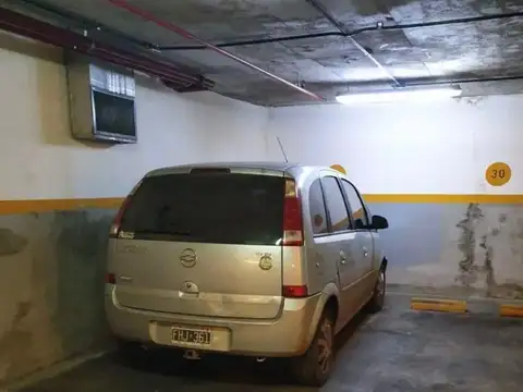 Cochera en Venta en Villa Urquiza, Capital Federal