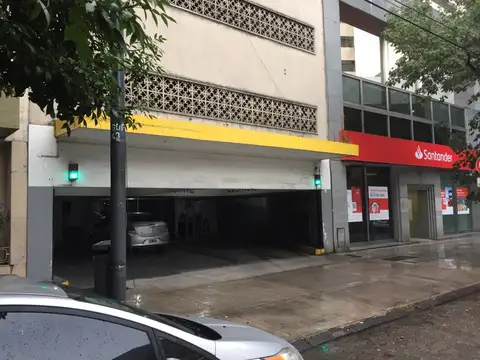 Cochera en Venta en Almagro, Capital Federal