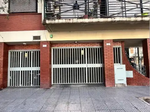 Cochera en Venta en Parque Patricios, CABA