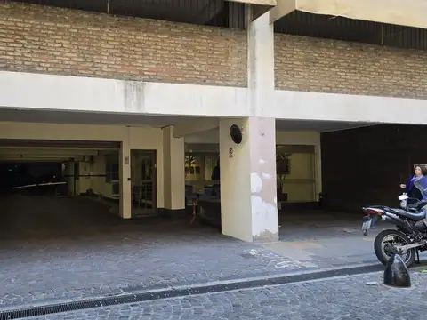 Cochera en Venta en Monserrat, Capital Federal
