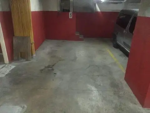 Cochera en Venta en Monte Castro, Capital Federal