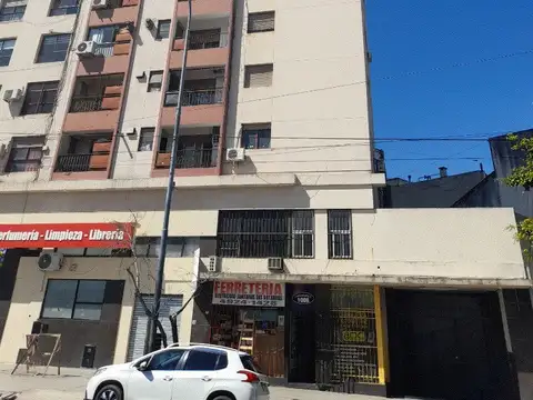 Cochera en Venta en Parque Chacabuco, Capital Federal